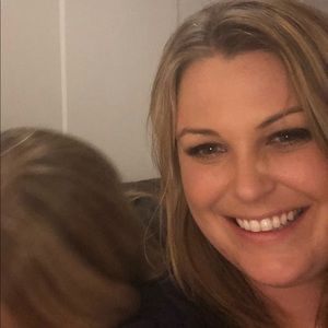 Meet your Posher, Elise